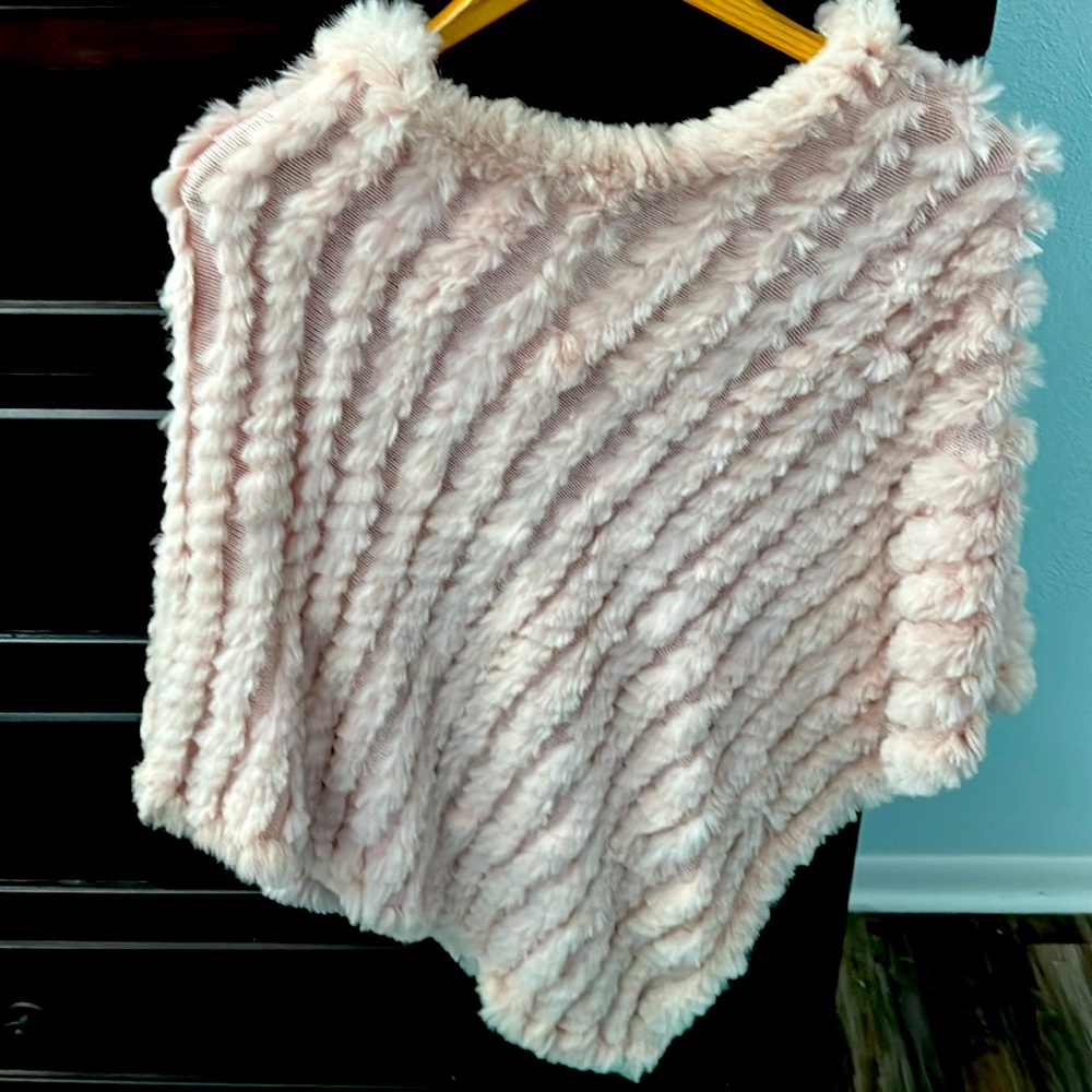 Rabbit and knit pink shawl